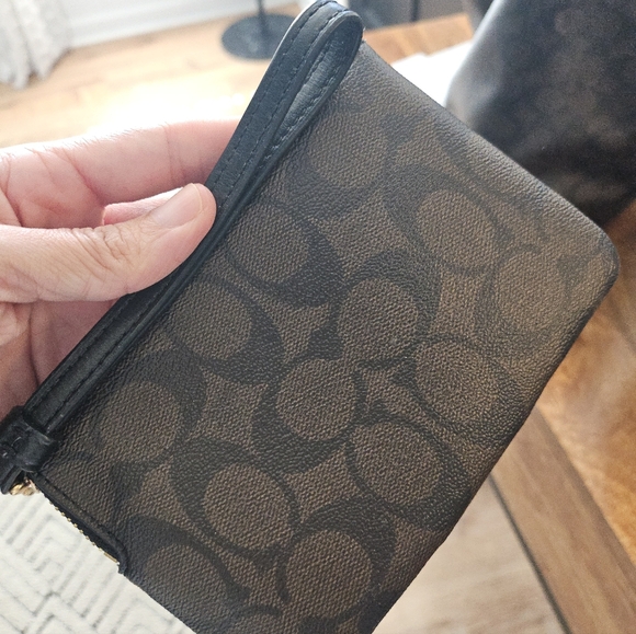 Coach Brown Wristlet and Card Holder Set - Picture 4 of 7